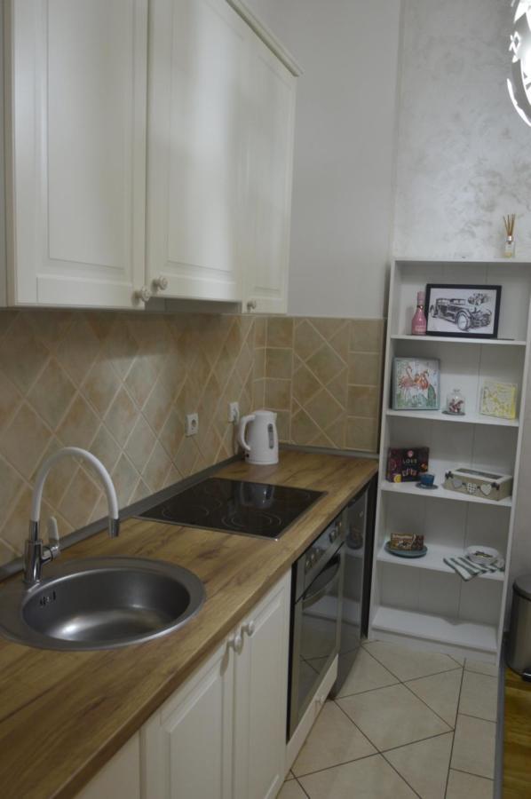Апартаменты Teodora Lux Apartman Free Privat Parking Нови-Сад Экстерьер фото