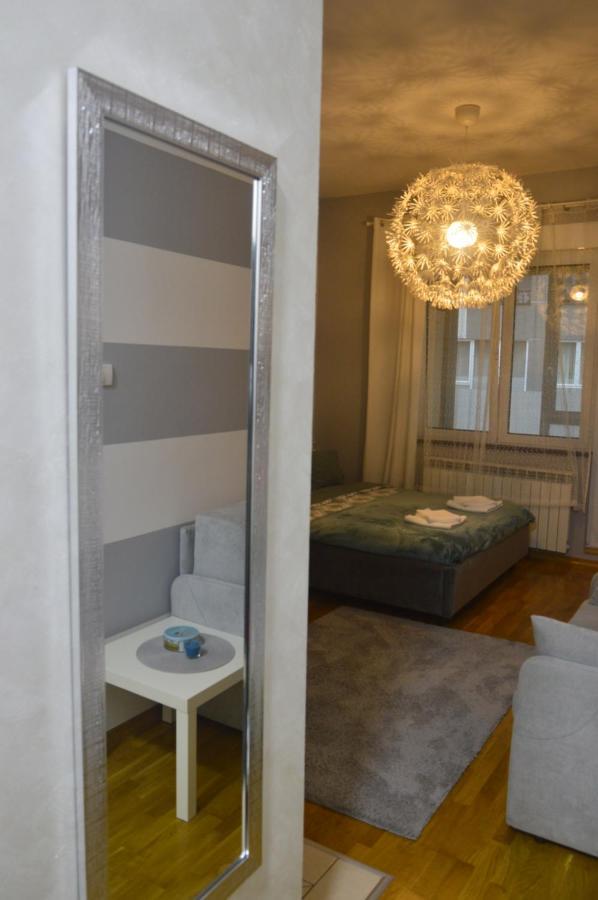 Апартаменты Teodora Lux Apartman Free Privat Parking Нови-Сад Экстерьер фото